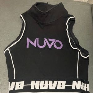 Nuvo Convention Top